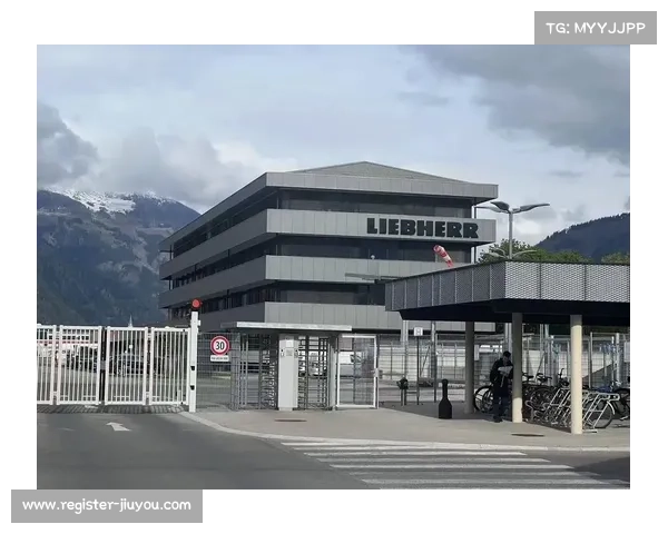 红牛饮料赛车周边限时发售 奥地利工厂被粉丝疯狂涌入 红牛饮料赛车周边限时发售 奥地利工厂被粉丝疯狂涌入