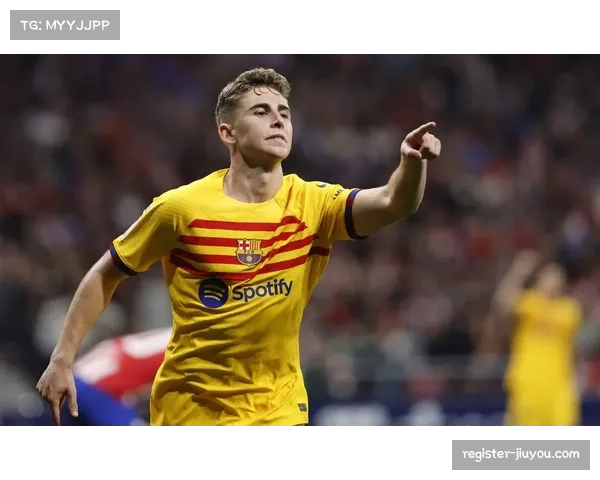 费尔明洛佩斯在拥挤区域活动受限 进攻中场空间利用遇挑战