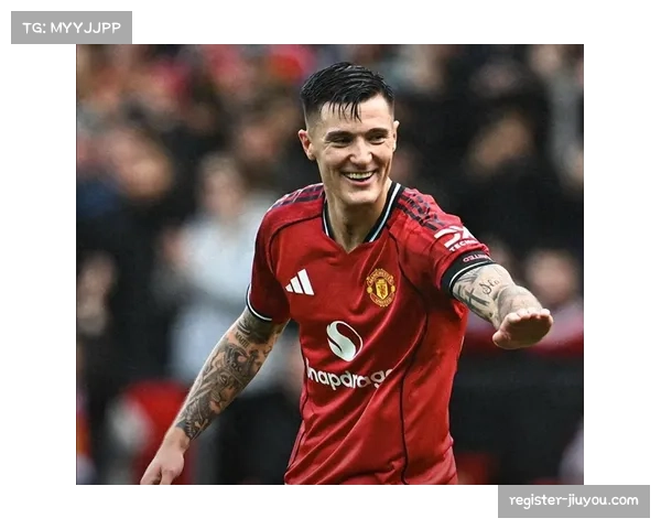 谢什科接B费助攻扩大比分，曼联锋线新援渐入佳境